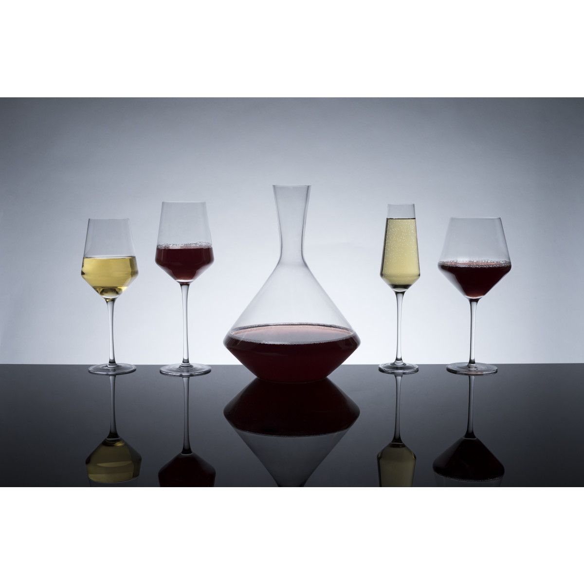 VISKI Angled Crystal Wine Glass Chardonnay 13 oz - Ec'clectibles